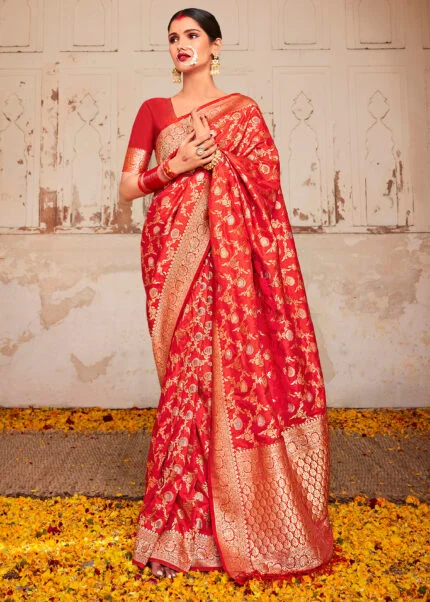 9 Stunning Banarasi Saree Designs For This Wedding Season