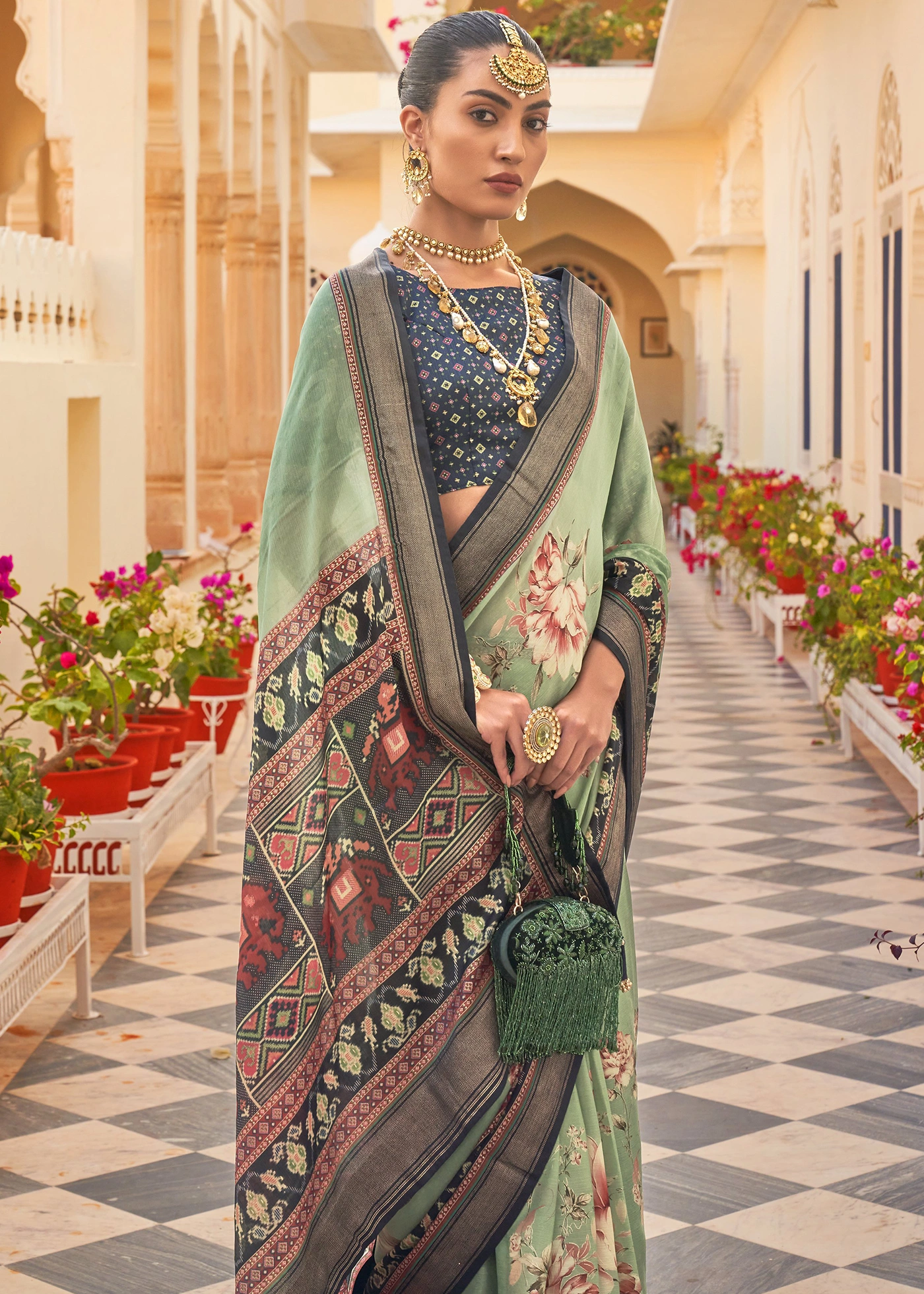 Festive, Party Wear Green color Chiffon fabric Saree : 1805558